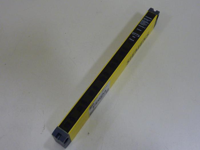 Used SIEMENS Light Curtain Transmitter 3RG7841-3DB00 #51978
