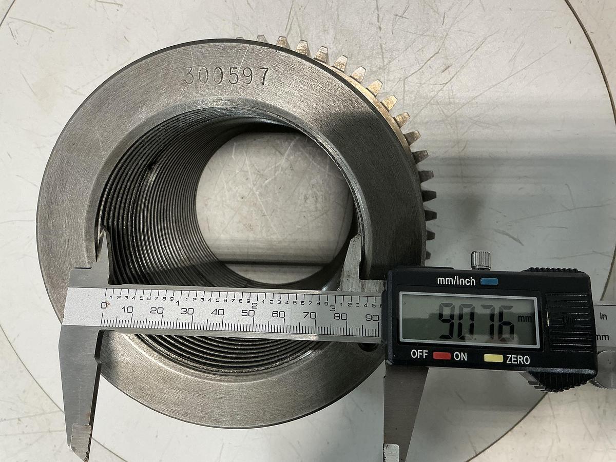 Used VAN DORN 300597