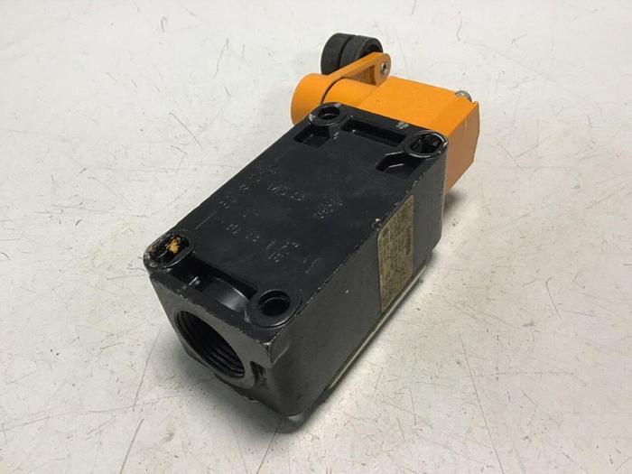 Used SIEMENS Limit Switch3 3SE3 120-1GW-Z #121172