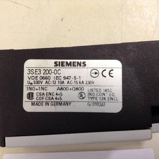 Used SIEMENS Limit Switch 3SE3 200-0C #76138