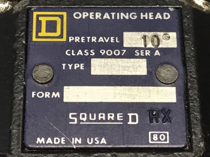 Used SQUARE D Limit Switch 9007-AEQ2699 #121414