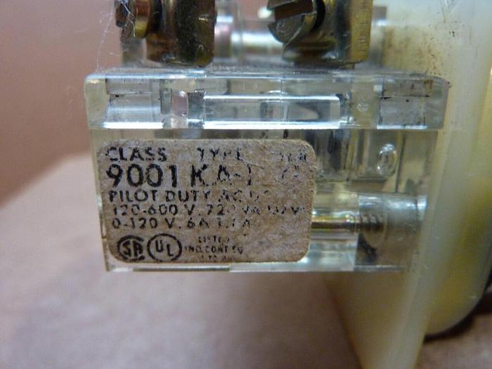 Used GENERIC Selector Switch SS300 #38300