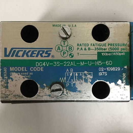 Used VICKERS Directional Valve DG4V-3S-22AL-M-U-H5-60 #90360