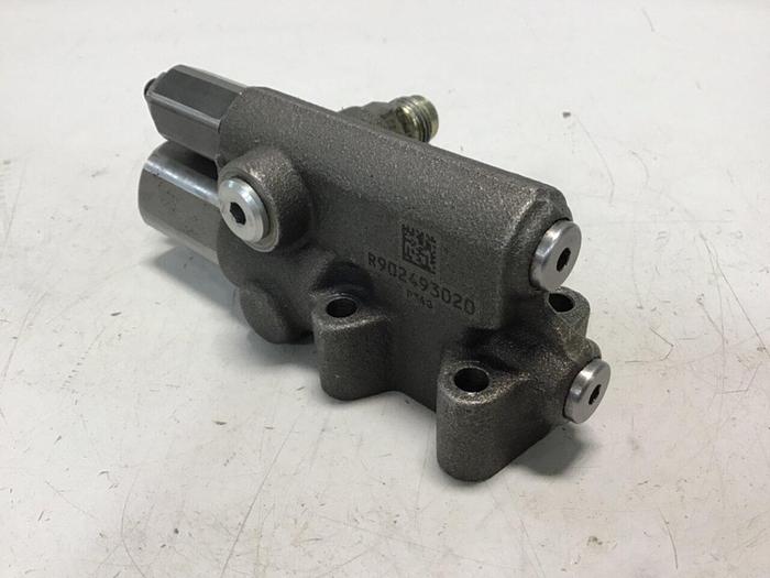 Used REXROTH Control Valve R902493020 #135475