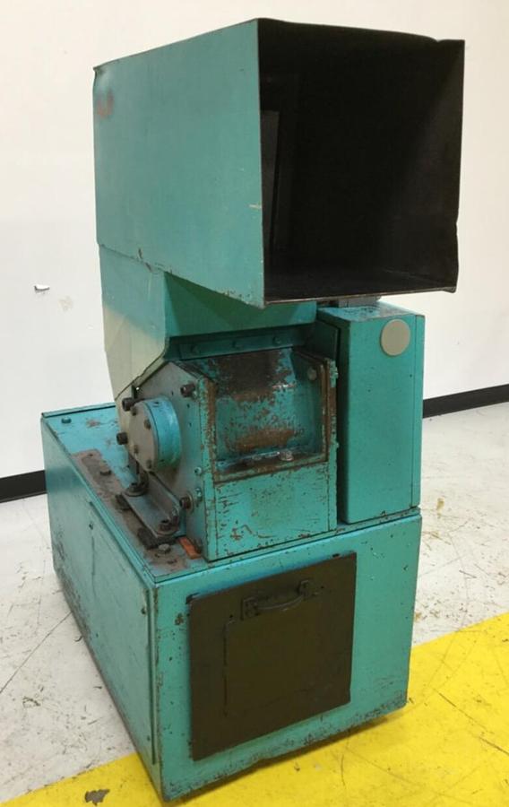 Used CUMBERLAND 10 HP Grinders & Granulators 184 3KN Used