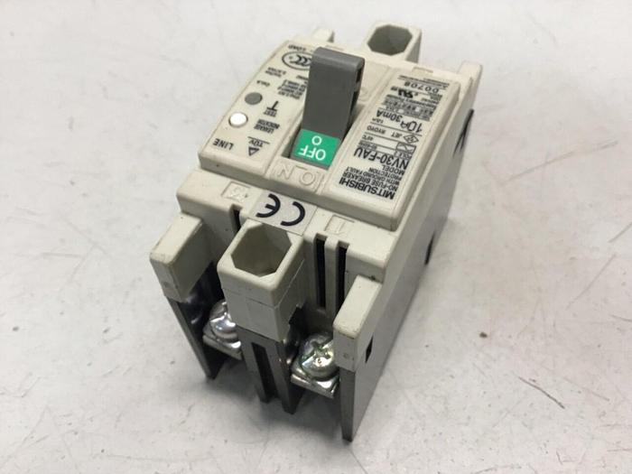 Used MITSUBISHI Circuit Breaker 10 Amp NV30-FAU #119673