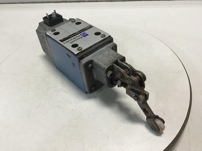 Used REXROTH Valve 54WMRC10X7032YAWSO123 Used
