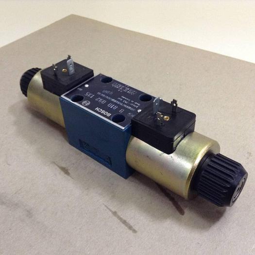 Used BOSCH Hydraulic Valve 0 810 092 135 USED #77340