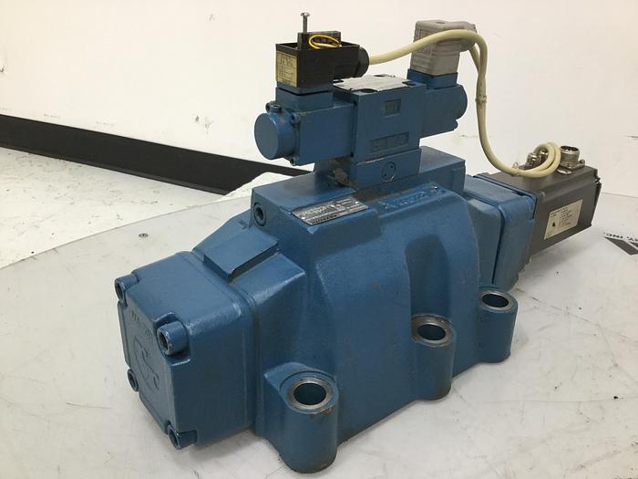 Used REXROTH Servo Valve 4WRKE32W000216A24EZ9D3MR439 Used