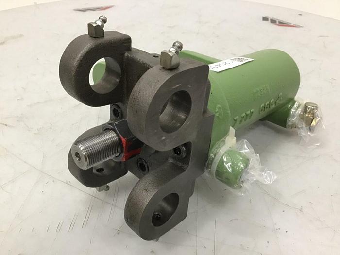 Used ARBURG Cylinder Clamp 7 777 GGG Used