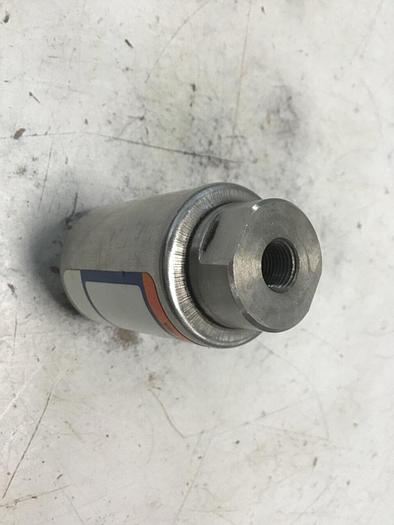 Used DYNISCO Pressure Switch PT160-2.5M #140623