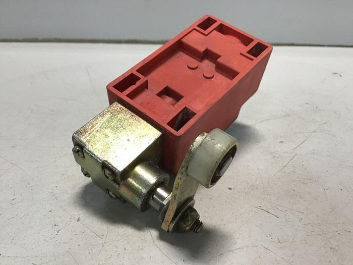 Used BERNSTEIN Limit Switch ENK-UV1Z AHS Used