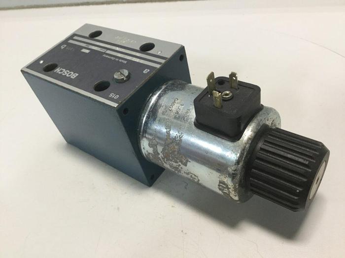Used BOSCH Valve 0 810 001 933 #105659