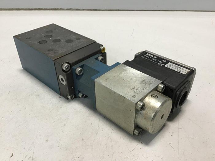 Used BOSCH SERVO Valve 0 811 402 165 USED