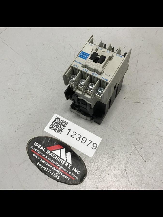Used MITSUBISHI Magnetic Contactor S-N11 #123979