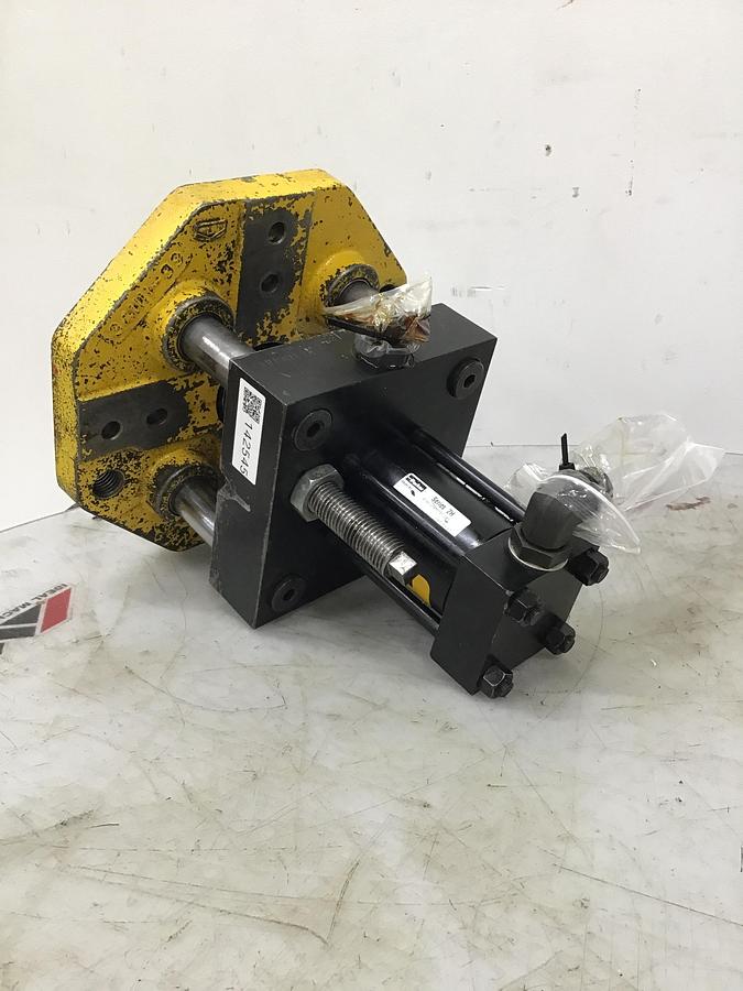 Used VAN DORN 301111-33 /ejector Box Used #142545