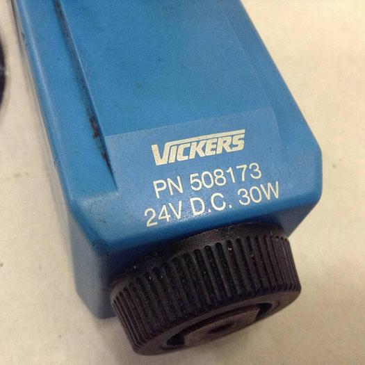 Used VICKERS Valve DG4V3S2CMFTWLH560 #74184