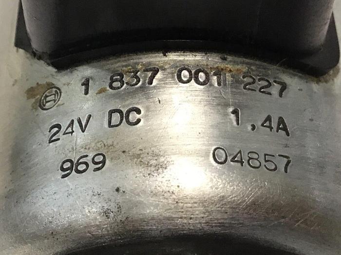 Used BOSCH Valve 9810231438 081WV06P1V1012WS024/00D51 Used