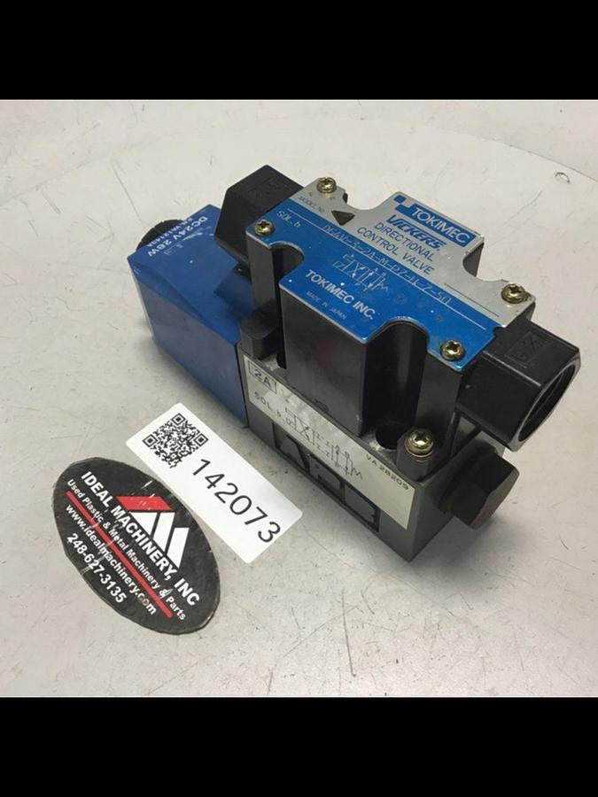 Used VICKERS Directional Control Valve DG4V-3-2A-M-P7-H-7-50 Used