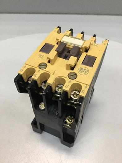 Used ALLEN BRADLEY Relay 700-F310A1 SER B #101844