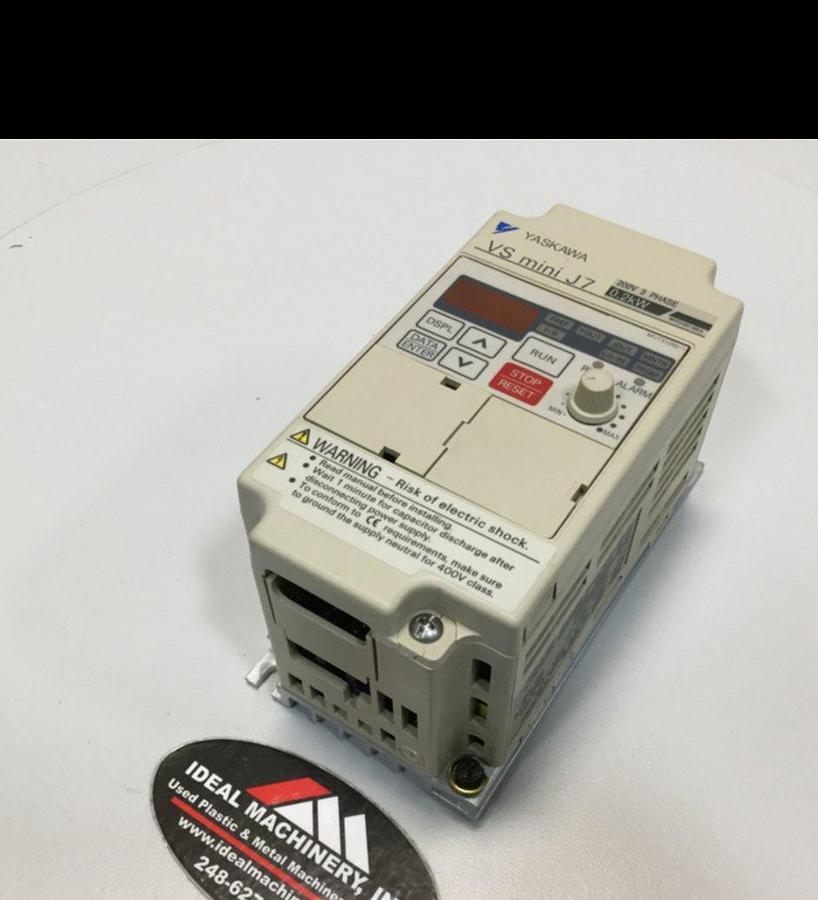 Used YASKAWA VS Mini J7 Drive CIMR-J7AA20P2 USED