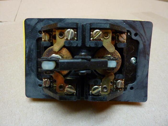 REES Push Button Double Plunger 01968-032 New in Box