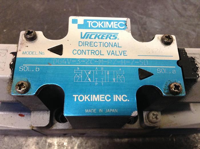Used VICKERS Tokimec Directional Control Valve DG4V32CMP7H750 Used