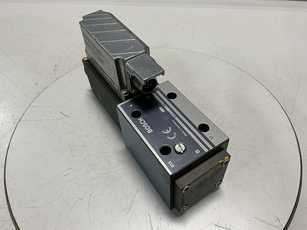 Used BOSCH 0 811 402 107