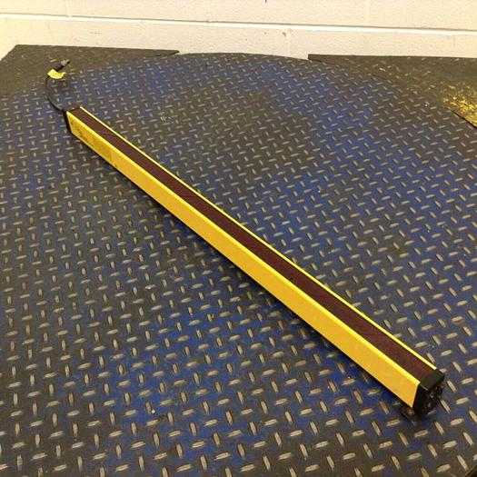 Used STI Light Curtain Transmitter MS46-30-870-X Used