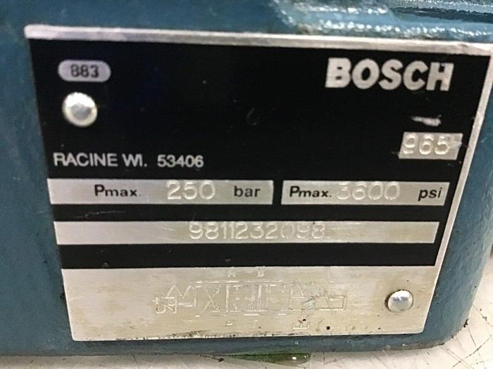 Used BOSCH SERVO Proportional Valve 0 811 404 608 USED