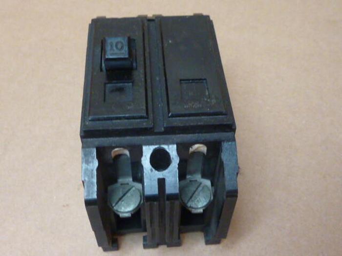 Used WESTINGHOUSE 10 Amp Circuit Breaker HQCL2010 #31344