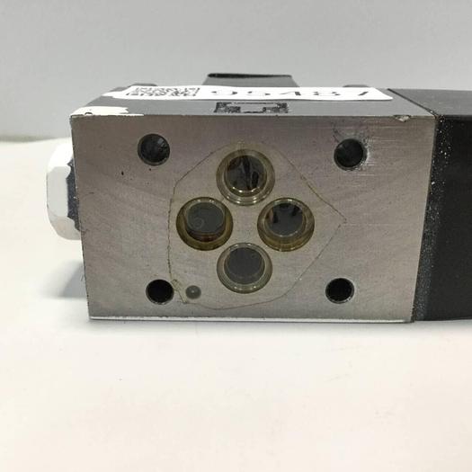 Used VICKERS Directional Control Valve DG4V32AMP7H750 #95487