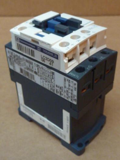 Used TELEMECANIQUE Contactor LC1D09BD #31700
