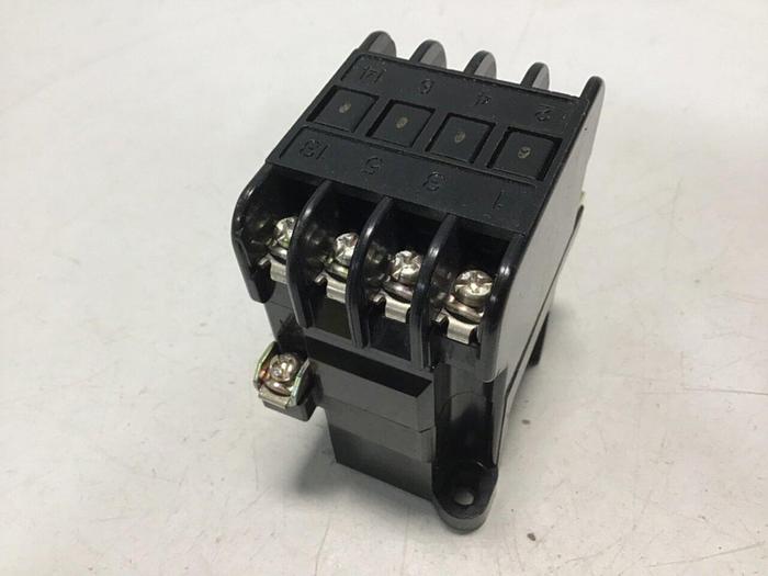 Used FUJI ELECTRIC Contactor SRC50-3/UL 1RH440 #112261