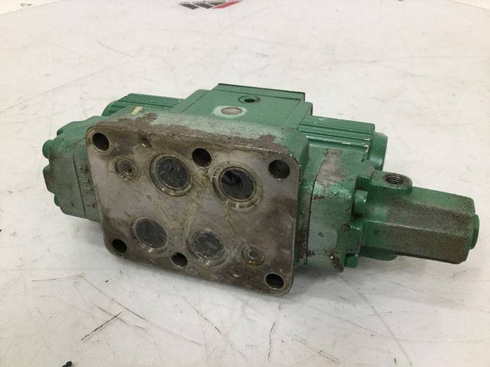 Used YUKEN Directional Valve DSHG-06-3C5-E-RQ115-35102 #105009