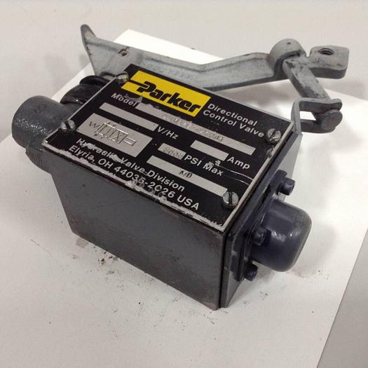 Used PARKER Directional Control Valve D3ML4B10X4384 #89848