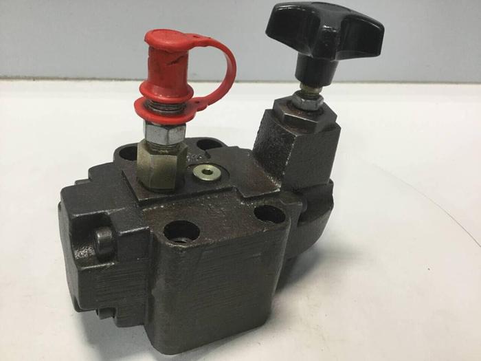 Used VICKERS Reducing Valve XG033F30 #99522