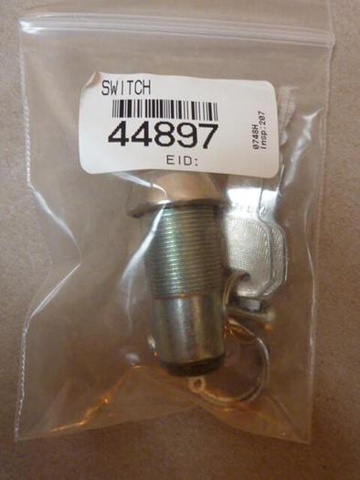 BANNER ENGINEERING Controller GMMDSD1NT-1T2 OR GMMDSDINT-IL2 Used