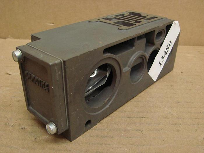 Used NUMATICS Manifold Block 229-710 #13480