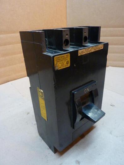 Used SQUARE D 400 Amp Circuit Breaker LAL36000 #29479