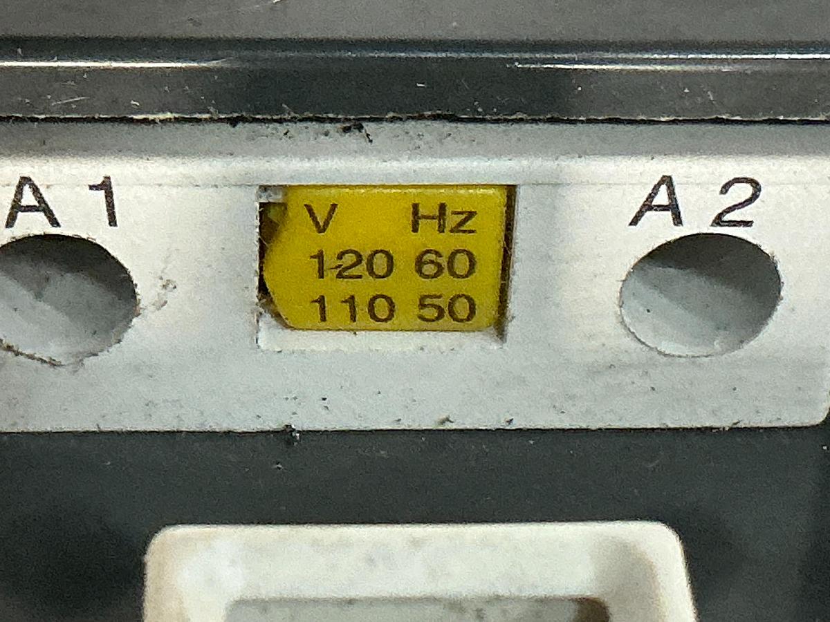 Used SIEMENS  3TF47 22-OAK6