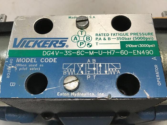Used VICKERS Valve DG4V-3S-6C-M-U-HL7-60-EN490 Used