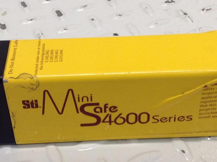 Used STI Light Curtain Transmitter MS46-20-520-X #87884