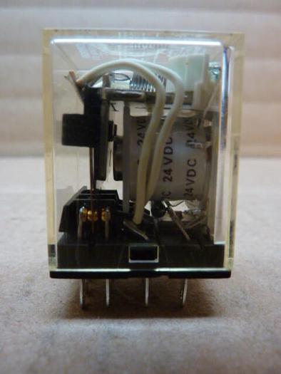 Used OMRON Relay & Base MY4N-D2 #27558