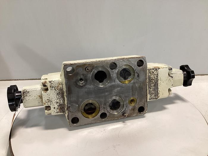 Used YUKEN DSHG-06-3C2-R2-D24-52163