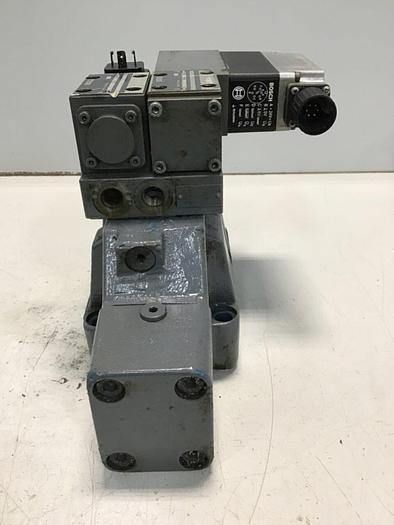 Used BOSCH SERVO Proportional Valve 0 811 404 453 USED