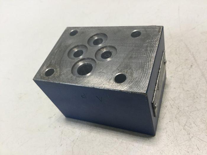 Used REXROTH Valve R900324880 #103026