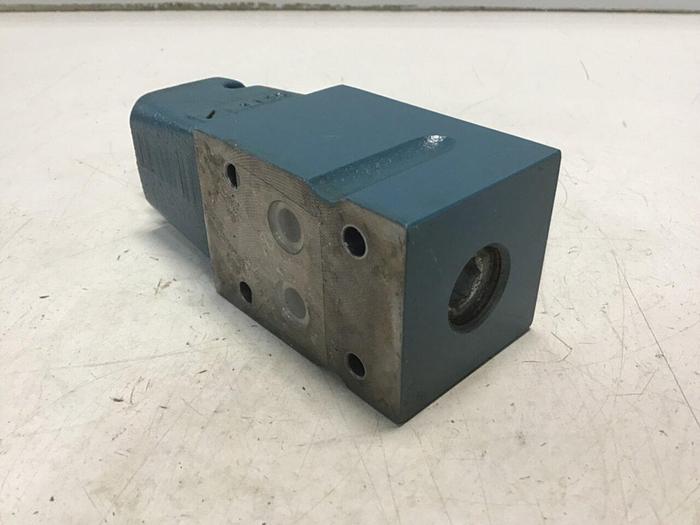 Used BOSCH Valve 0 811 104 101 Used #136559