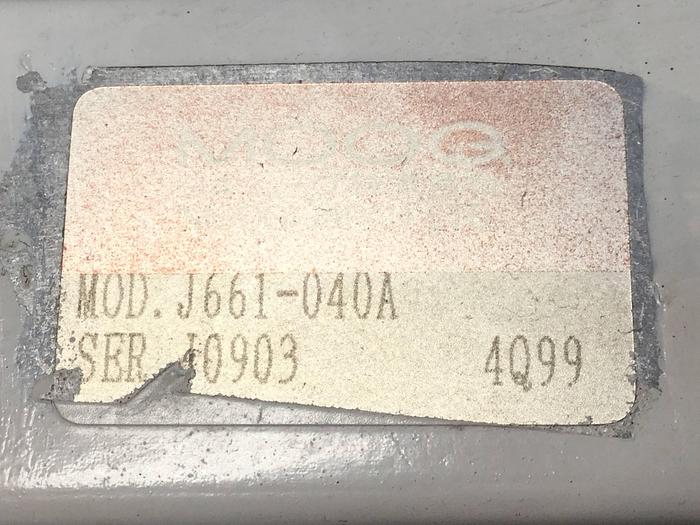 Used MOOG Servo Valve J661-040A Used