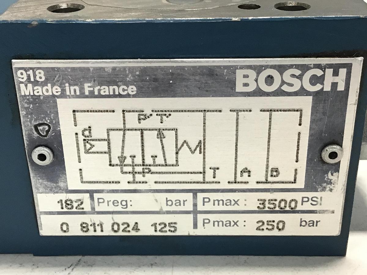 Used BOSCH 0 811 024 125 Valve Used #14476813